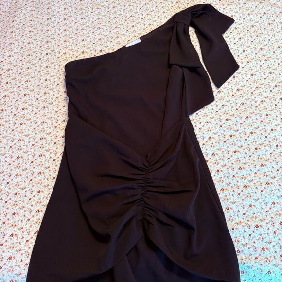 Lovers + Friends Black Asymmetrical Ruched Cocktail Dress - Picture 2 of 4